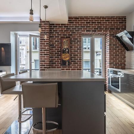 Room In Apartment - Cosy Place In The Hear Of Paris Eksteriør bilde