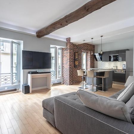 Room In Apartment - Cosy Place In The Hear Of Paris Eksteriør bilde