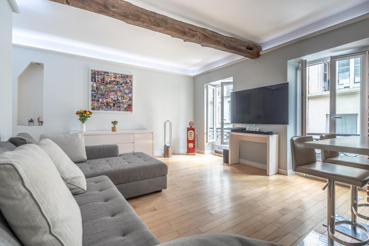 Room In Apartment - Cosy Place In The Hear Of Paris Eksteriør bilde